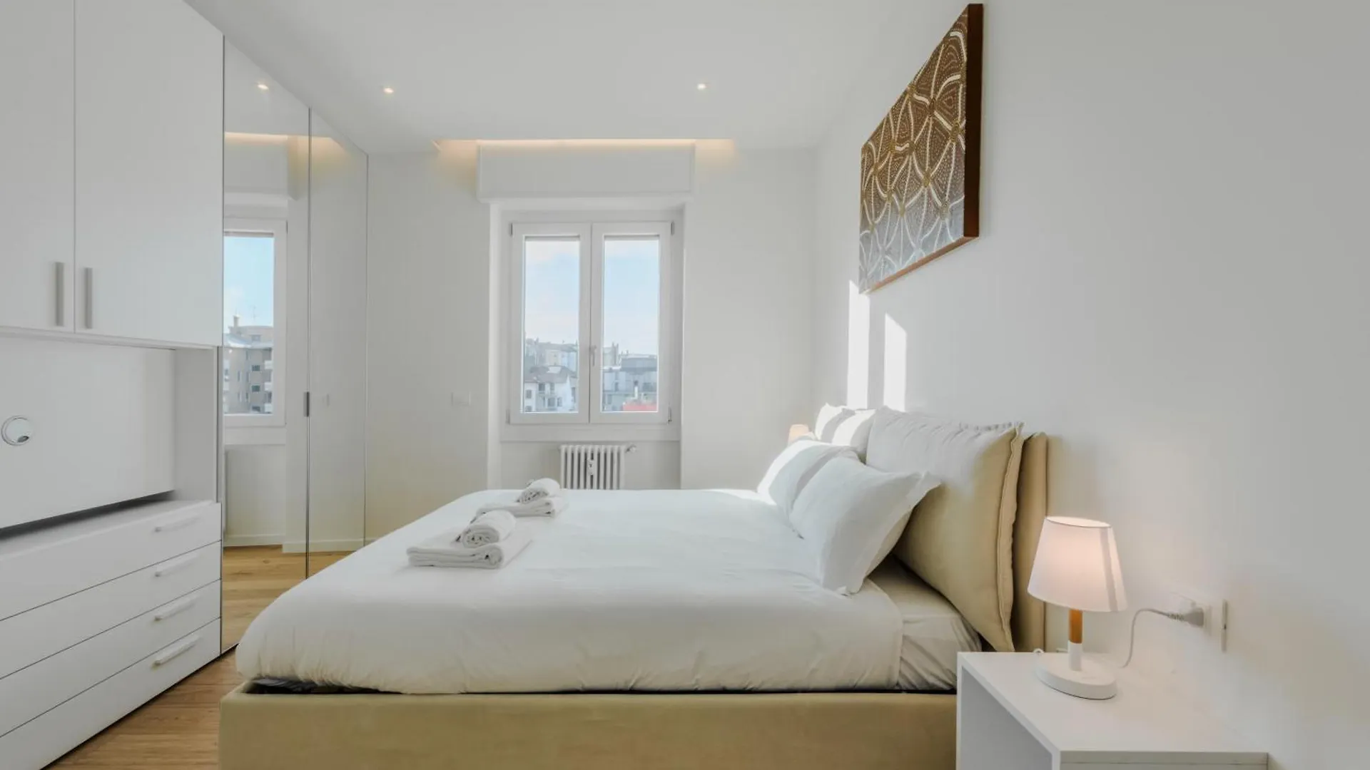Naviglio White Bliss Apartment Milan